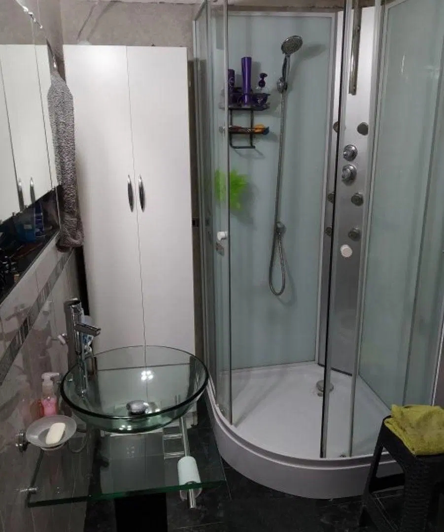 EXCELENTE CASA CON DPTO EN MUY BUENA UBICACIÓN!! 2