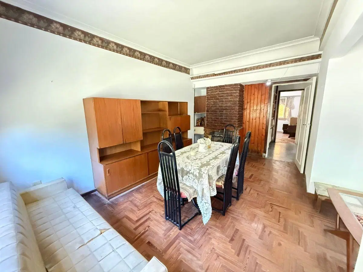 CASA AMERICANA EN EXCELENTE UBICACIÓN CON FONDO - APTA CRÉDITO 2