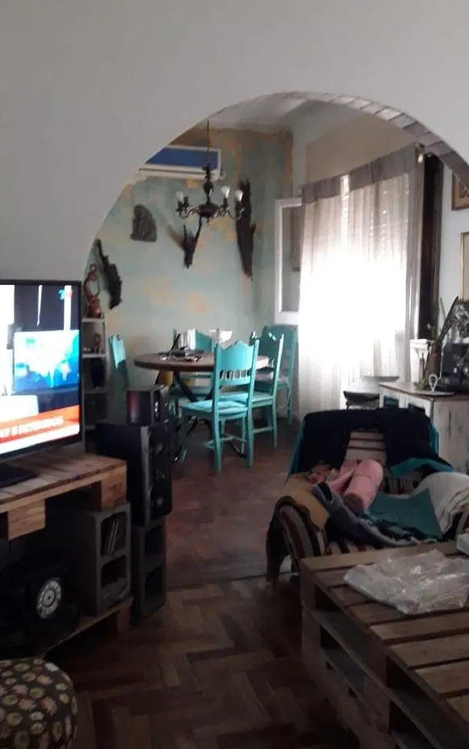 AMPLIO CHALET CON DEPARTAMENTO! 1