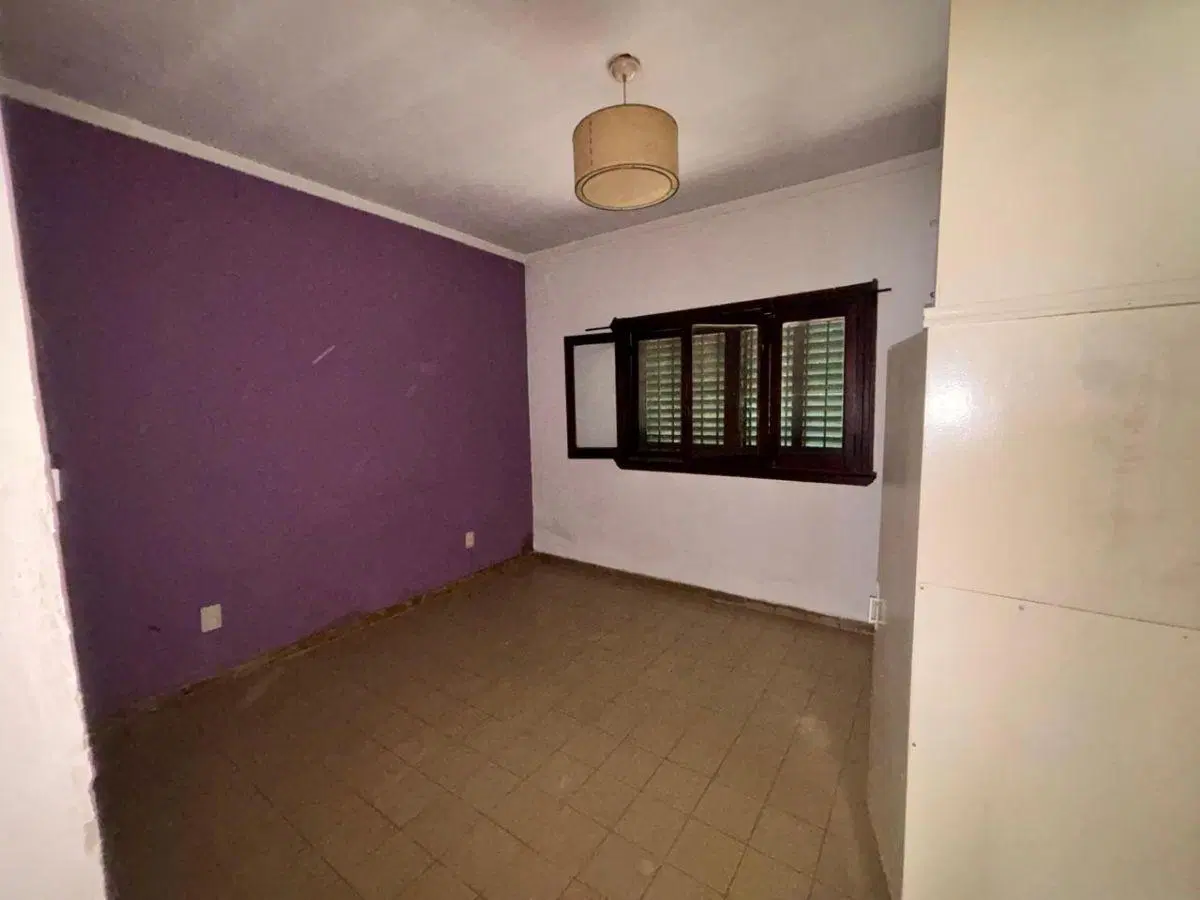 AMPLIO DEPTO. TIPO CASA- ENTRADA INDEPENDIENTE Y DEPENDENCIA- AMPLIA TERRAZA Y PATIO APTO CREDITO 5