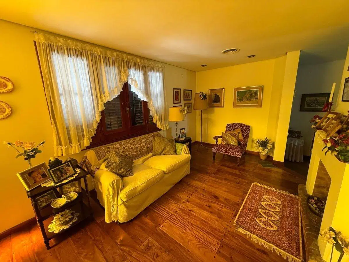 CASONA SEÑORAL EN EL CORAZON DE JOSE MARMOL — ESPACIO LUZ Y CARACTER HISTORICO 2