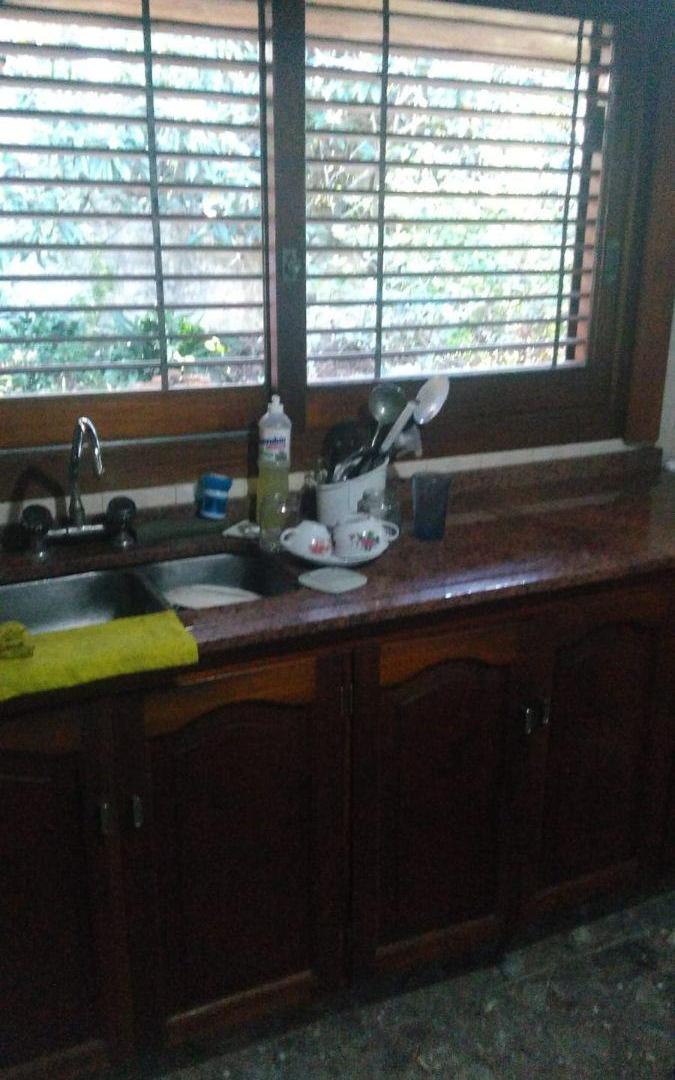 Foto de CHALET EN EXCELENTE UBICACIÓN A 2 CDRAS. DE LA PLAZA BROWN, imagen 4
