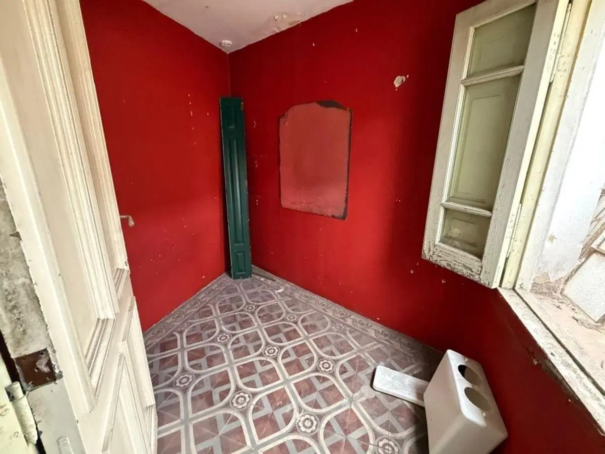 EXCELENTE DEPARTAMENTO EN INMEJORABLE UBICACIÓN - APTA CRÉDITO. 2