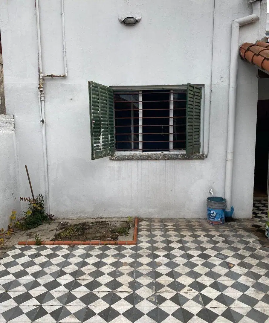 CASA A REFACCIONAR . VENTA DIRECTA 1