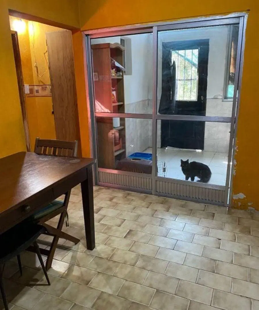 CASA CON AMPLIO PARQUE 3
