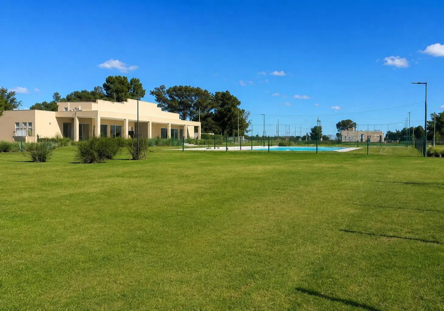 LOTE EN BARRIO CERRADO FINCAS JOVEN 3