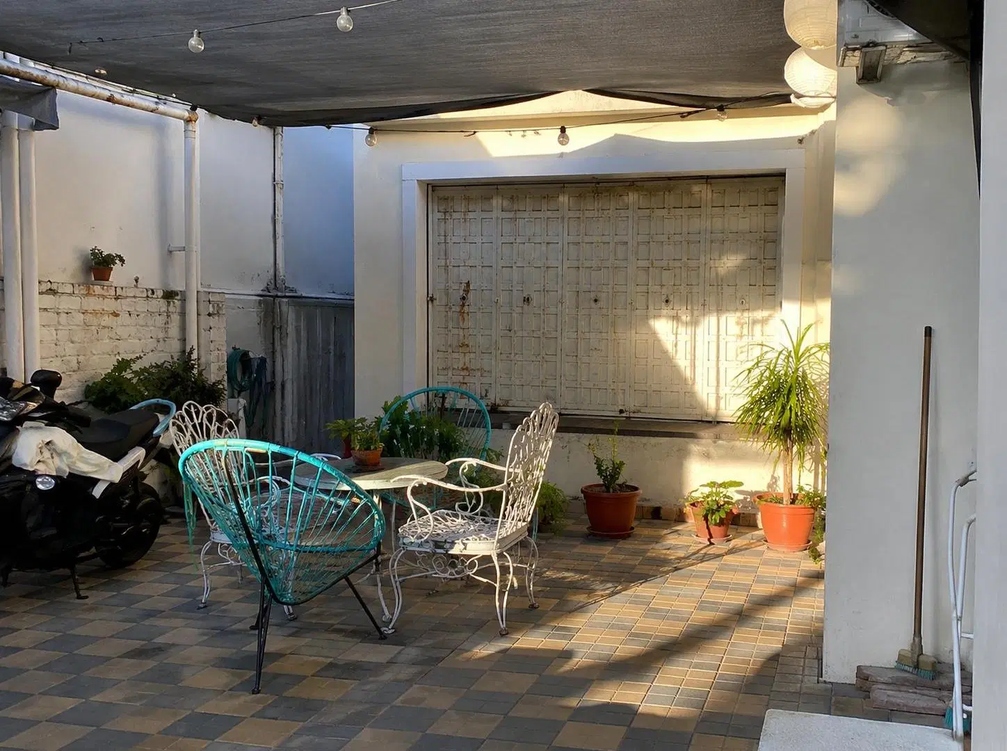 CASA EN IMPECABLE ESTADO A MTS. DE AMENEDO - A MTS. TRANSPORTE 5