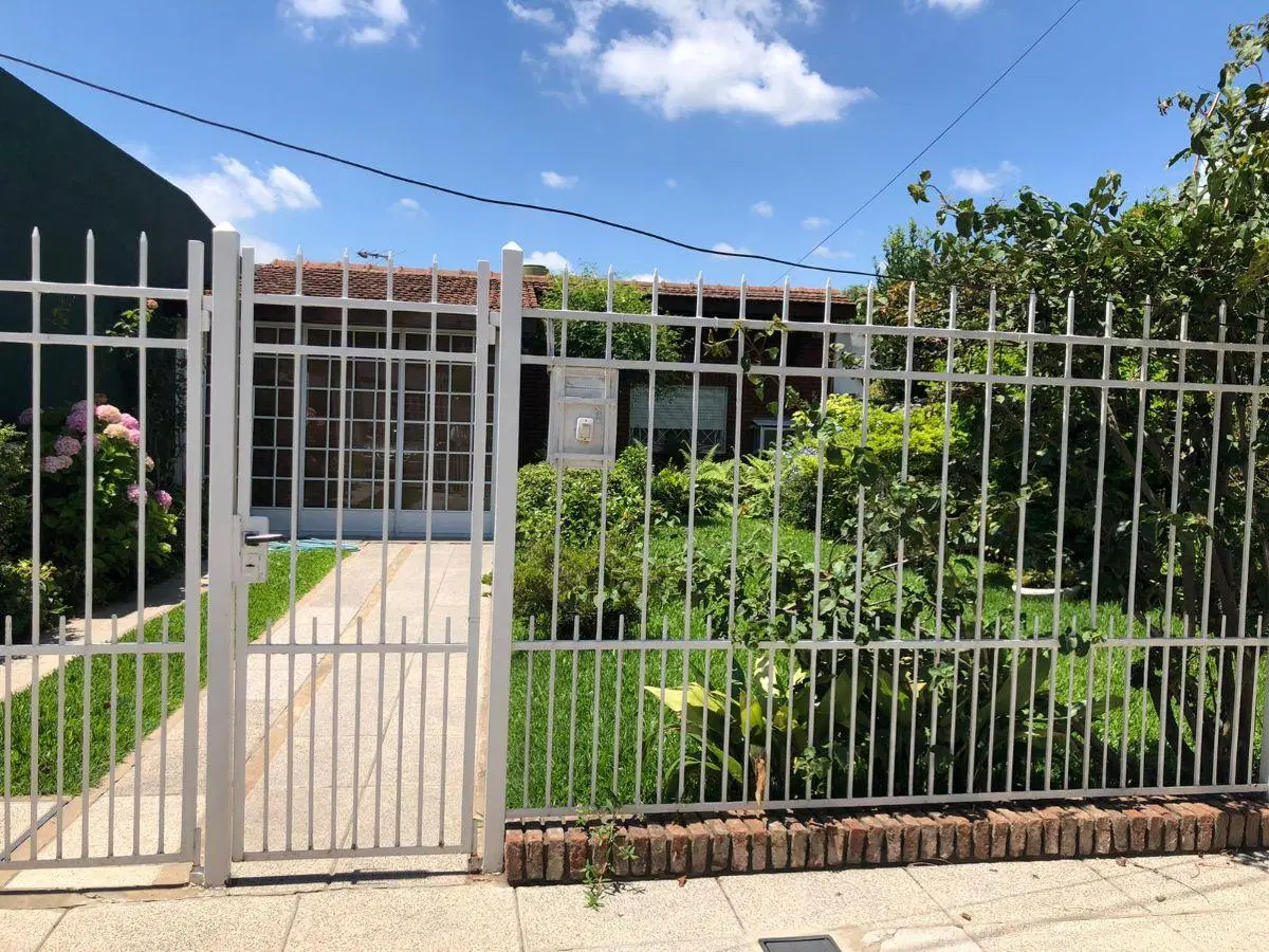 CASA EN EXCELENTE ESTADO. APTO CREDITO. 4