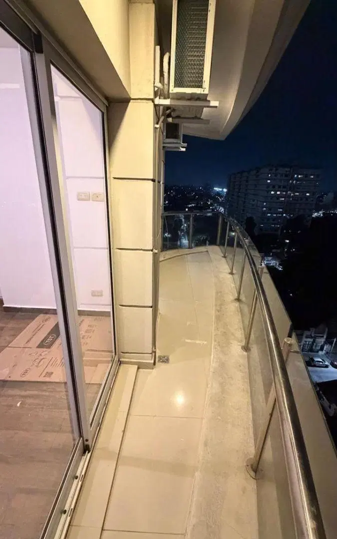 Departamento 2 ambientes con cochera en alquiler | Temperley 3