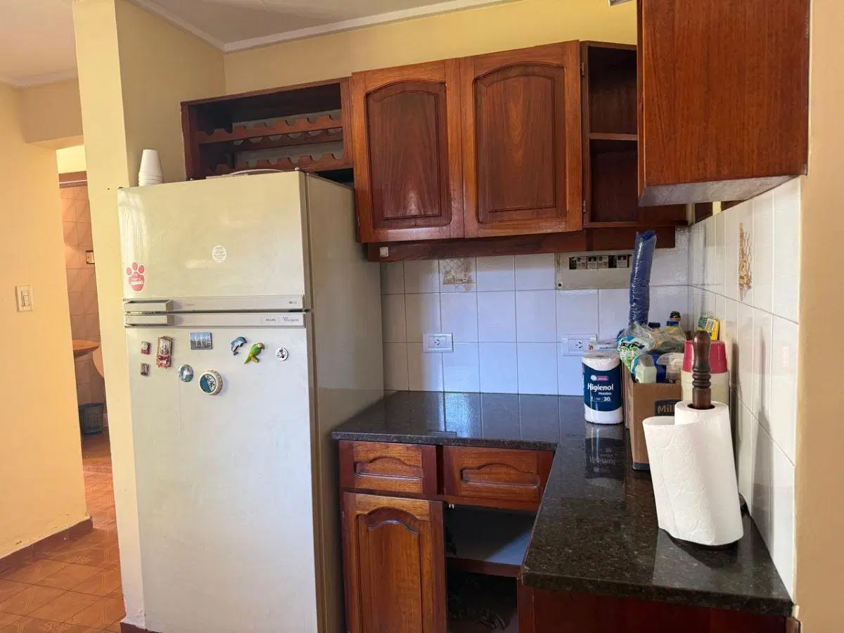 EXCELENTE CHALET DESAROLLADO SOBRE DOS LOTES. APTO COMERCIAL 4