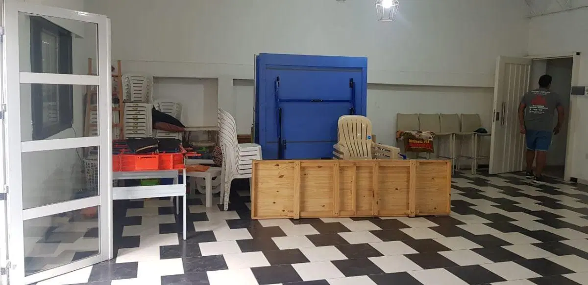 VENTA DE SALON Y LOCALES 5
