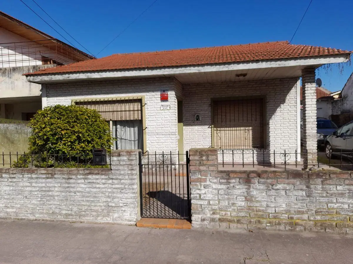 CASA DESARROLLADA EN UNA PLANTA. VENTA DIRECTA 2