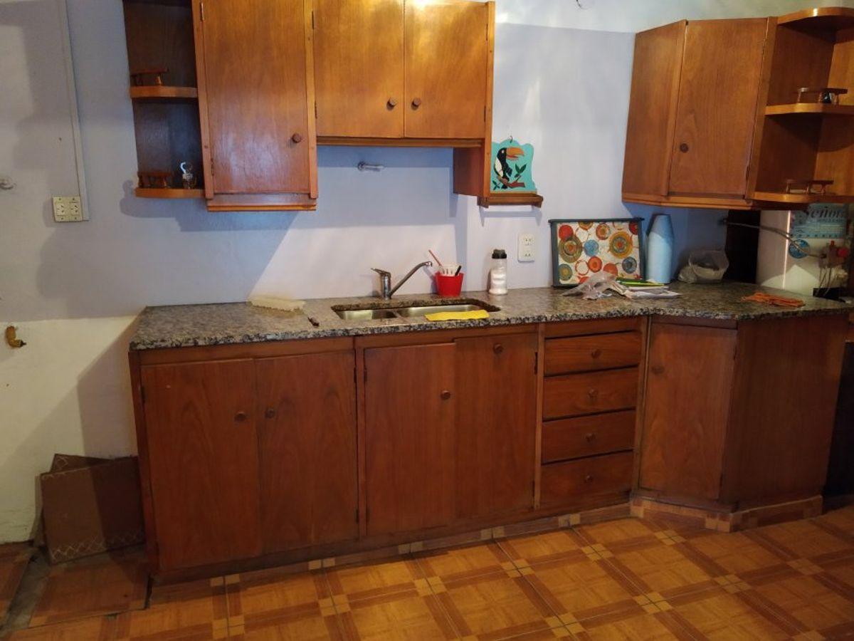 Foto de EXCELENTE CASA CON DPTO. MUY BUENA UBICACIÓN, imagen 2