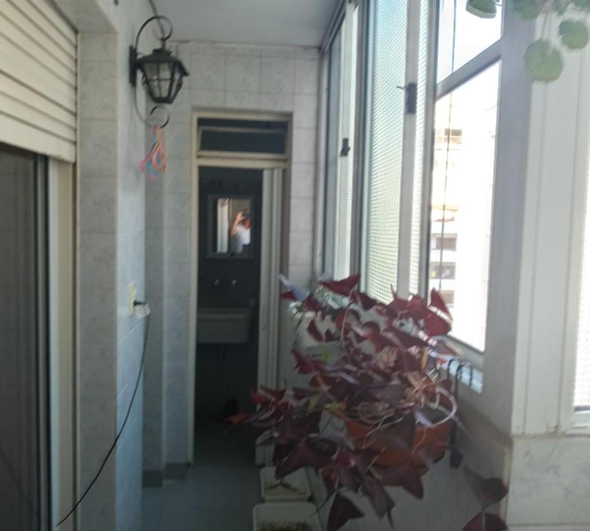 Departamento Amplio, Tres Ambientes con Dependencia 1