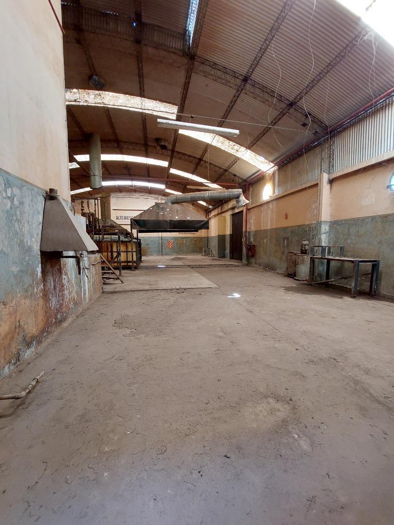 Alquiler de Galpón Multipropósito en Pontevedra. Merlo. Gba. 2