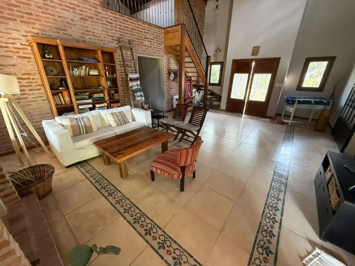 Casa en Alquiler - Barrio Haras Del Malacate 3