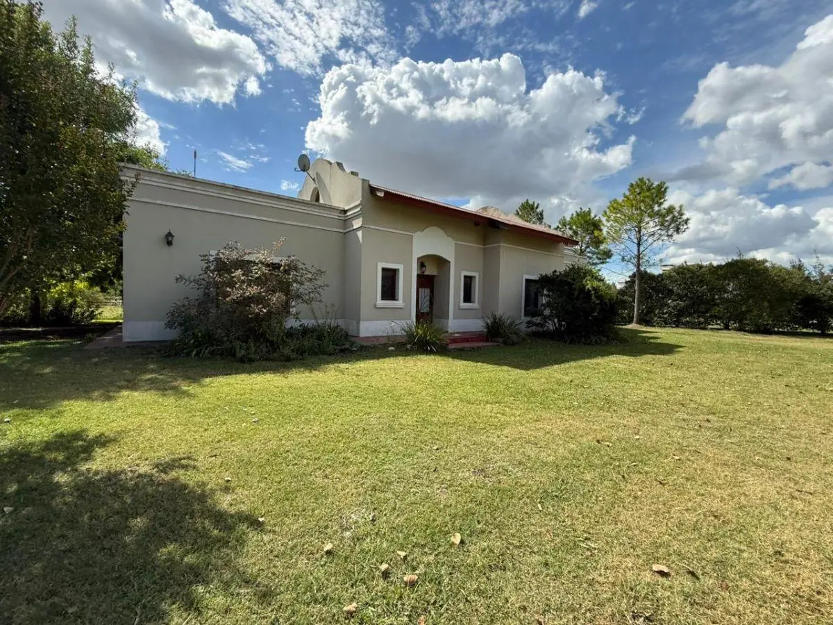 Casa en Alquiler - Barrio Haras Del Malacate 5