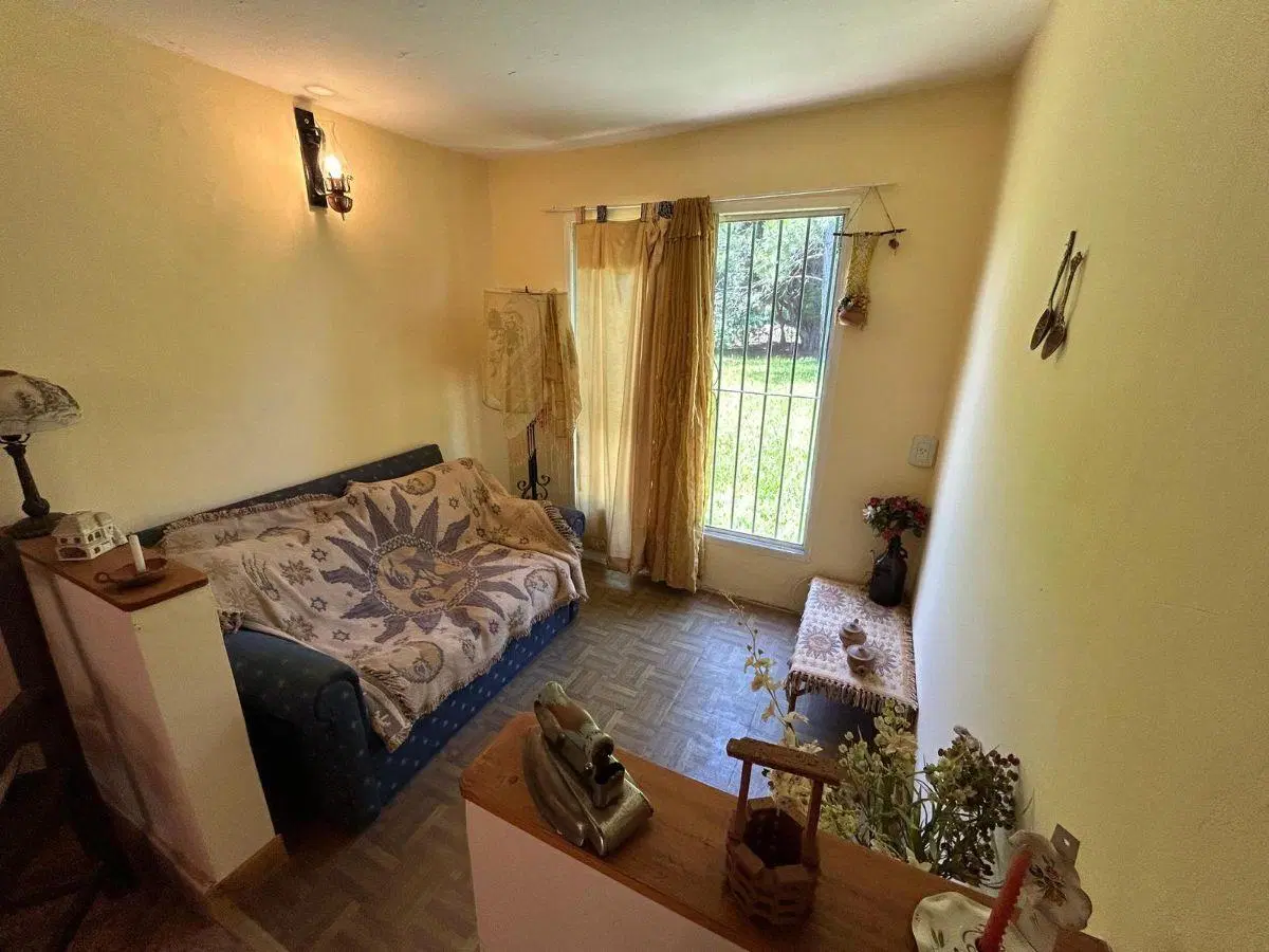 Casa en Venta sobre dos lotes de 1.000 m² cada uno (total 2.000 m²) — Barrio Parque Exaltación — Apt 5