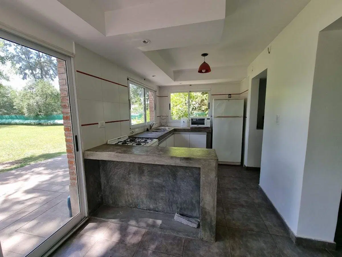 Alquiler Permanente - Casa - Barrio Los Pinos - Exaltación de la Cruz 5
