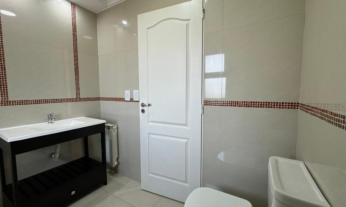 Foto de Depto 3 amb.92m², dos baños, balcon, lavadero, a metros de Pavon, imagen 2