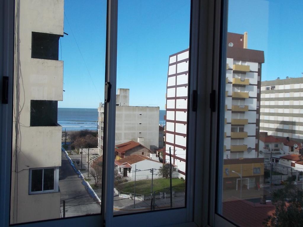 Amplio Departamento + Cochera en San Bernardo 2