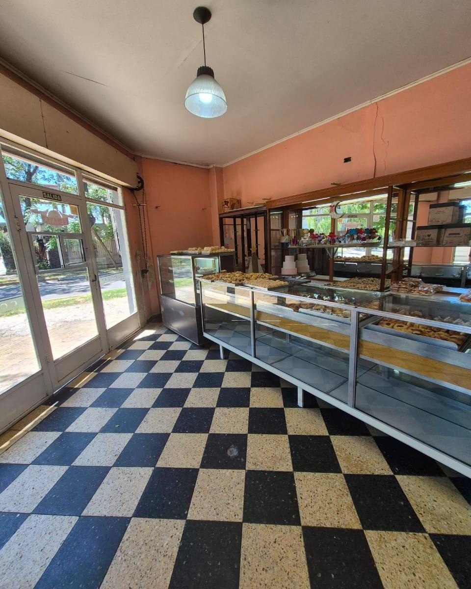Foto de LOCAL PANADERIA CON CUADRA DE FABRICACION, imagen 2