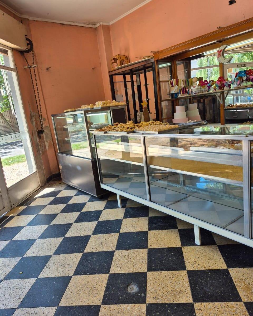 Foto de LOCAL PANADERIA CON CUADRA DE FABRICACION, imagen 4