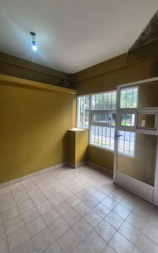 LOCAL COMERCIAL / OFICINA COMERCIAL 2