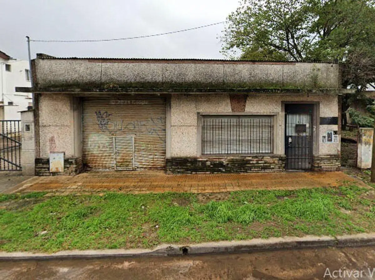 CASA A REFACCIONAR EN VENTA EN GRAL RODRIGUEZ 4