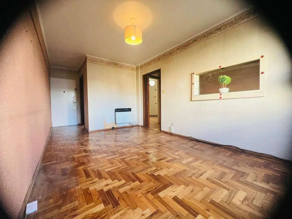 VENTA 3 AMB. AMPLIOS C/LAVADERO  LOMAS DE ZAMORA 5