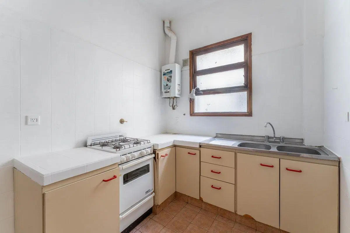 Venta Departamento de 3 amb. en Villa del Parque 4