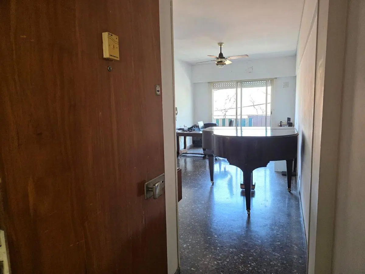 Venta departamento 2 ambientes en Florida 5