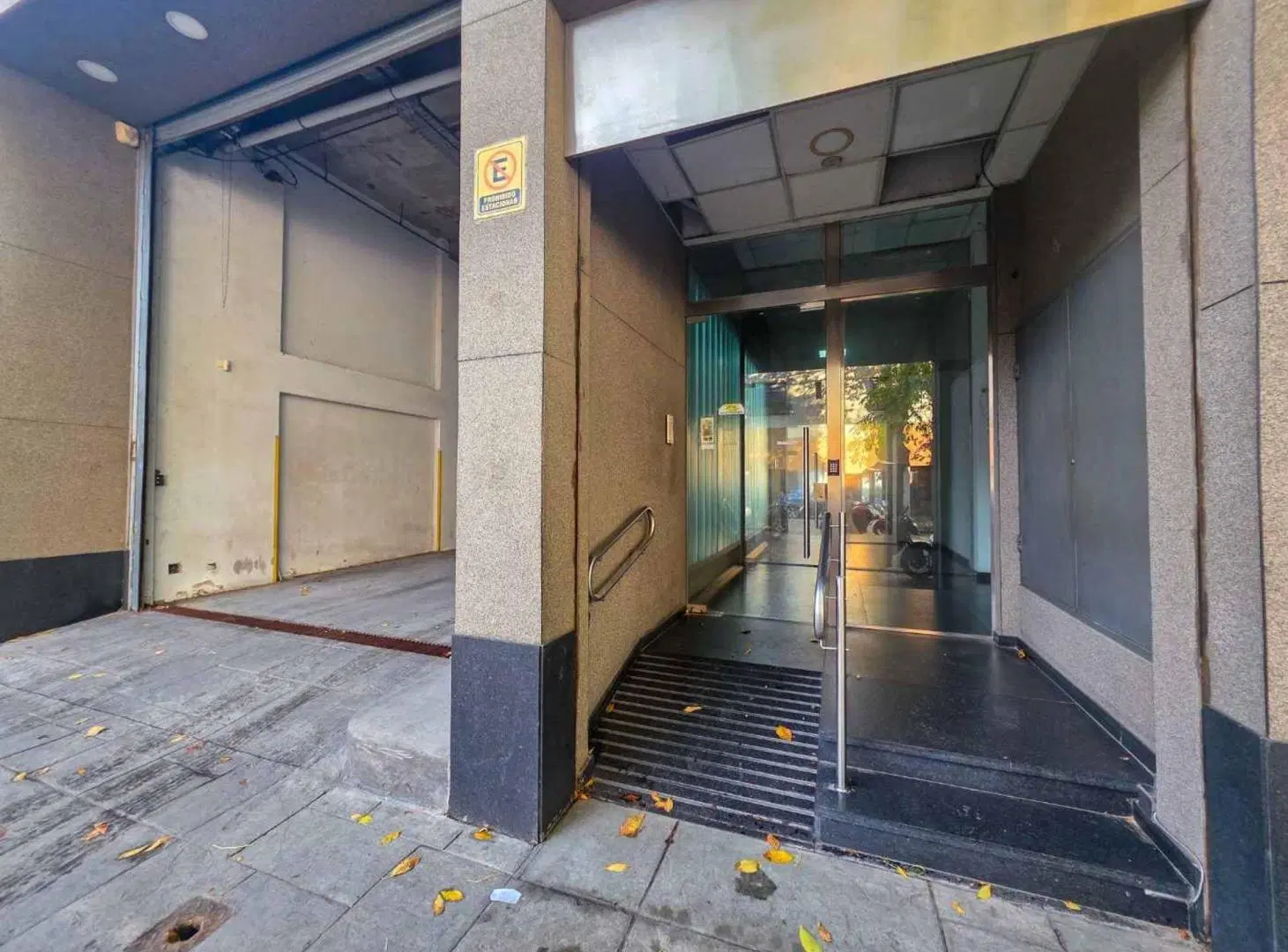 ALQUILER OFICINAS - Edificio Corporativo 85 m² 5