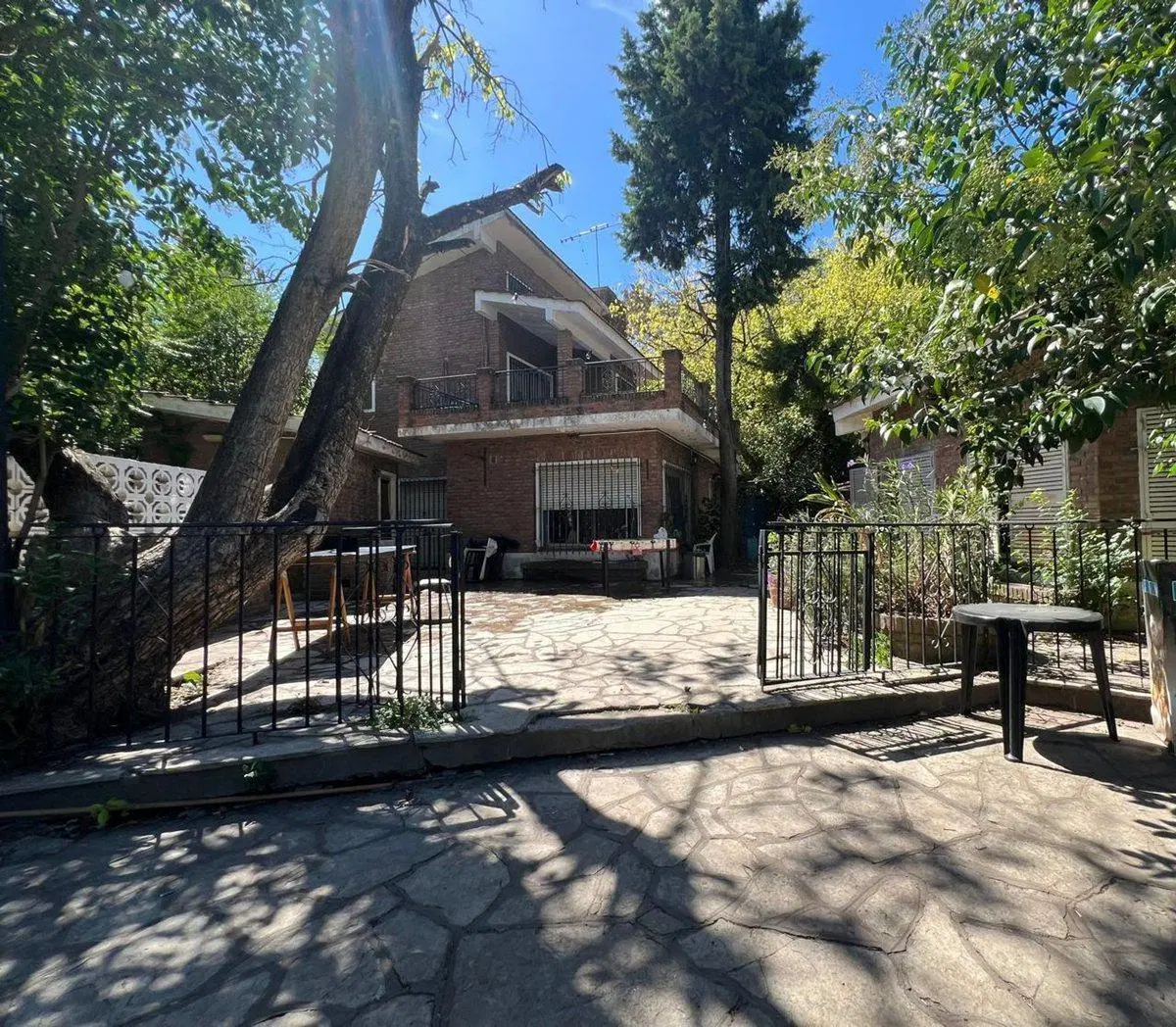 VENTA QUINTA 6 AMB SOBRE LOTE 1940 M2  TORTUGUITAS 4
