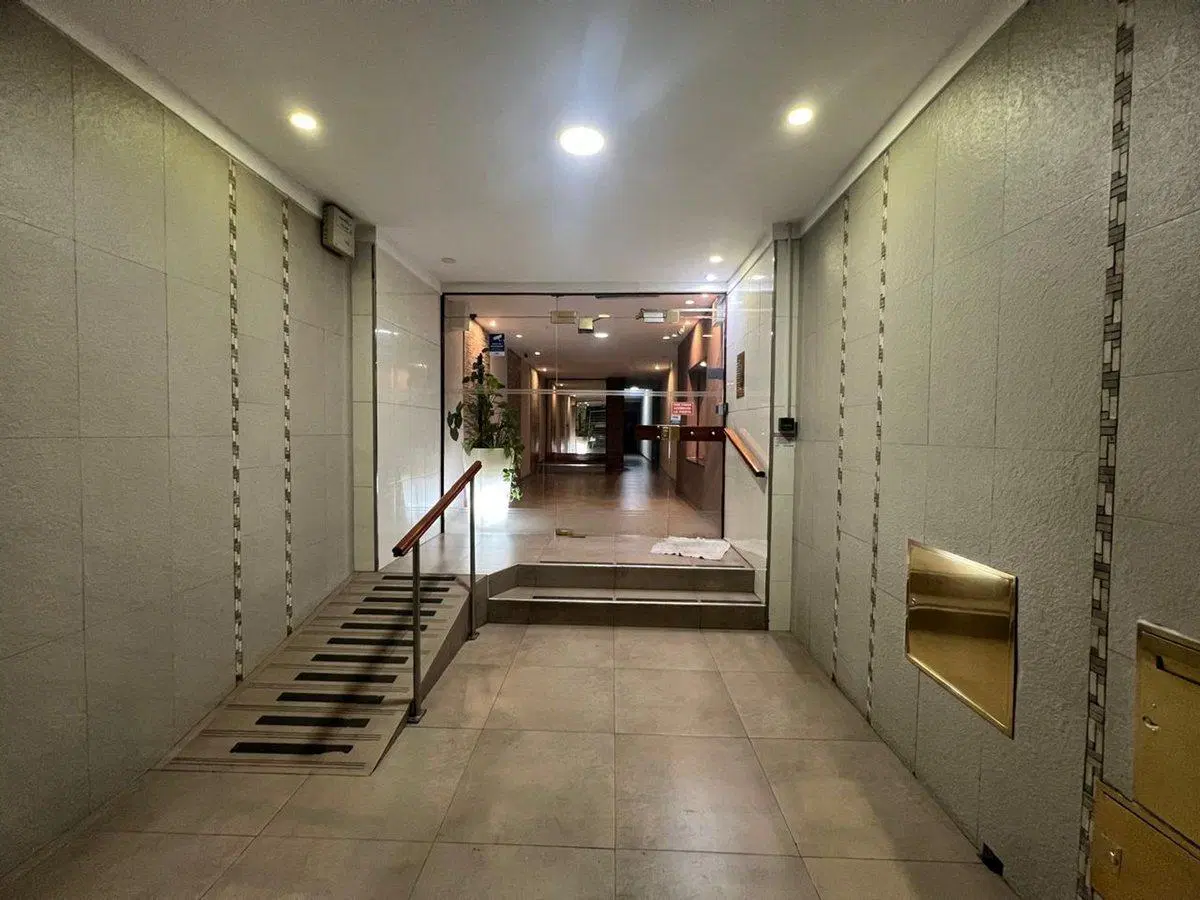 VENTA DEPARTAMENTO 5 AMB. AL FRENTE C/BAL BARRACAS 3