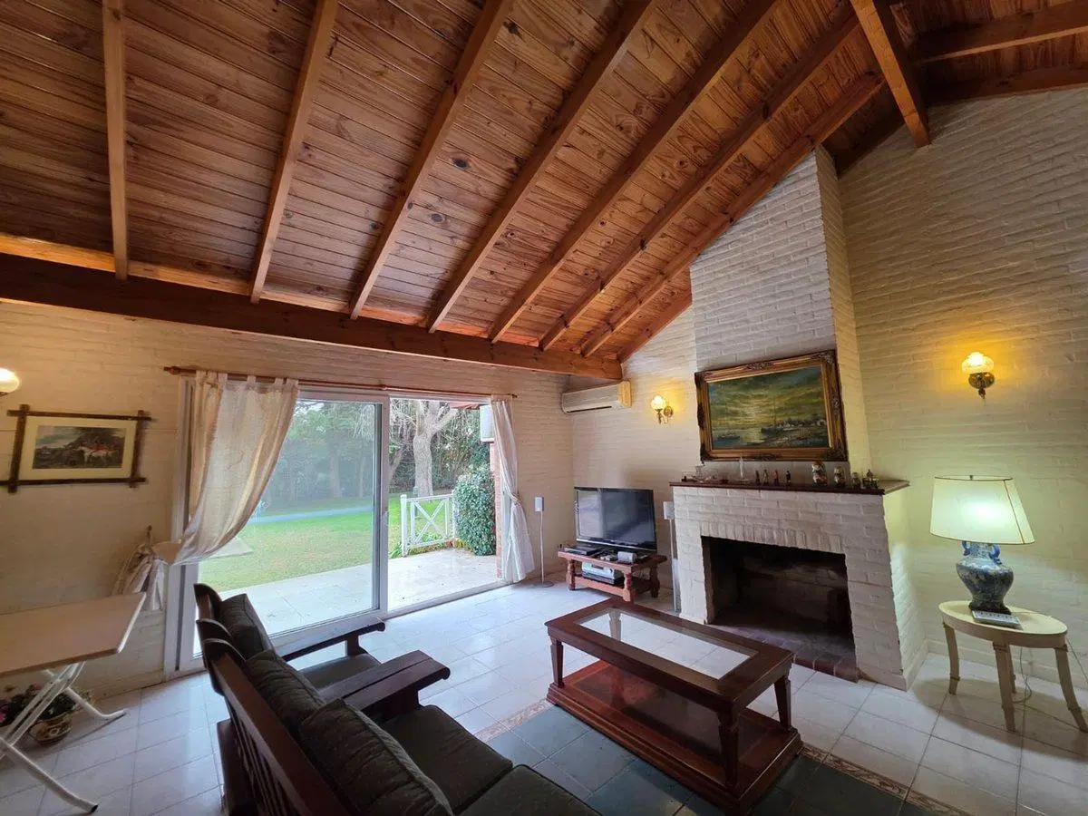 Casa en una planta c/ PISCINA climatizada 4