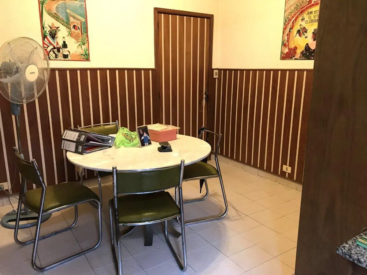 CHALET EN PH ESTILO ESPAÑOL 5 AMB. EN PIÑEYRO 4