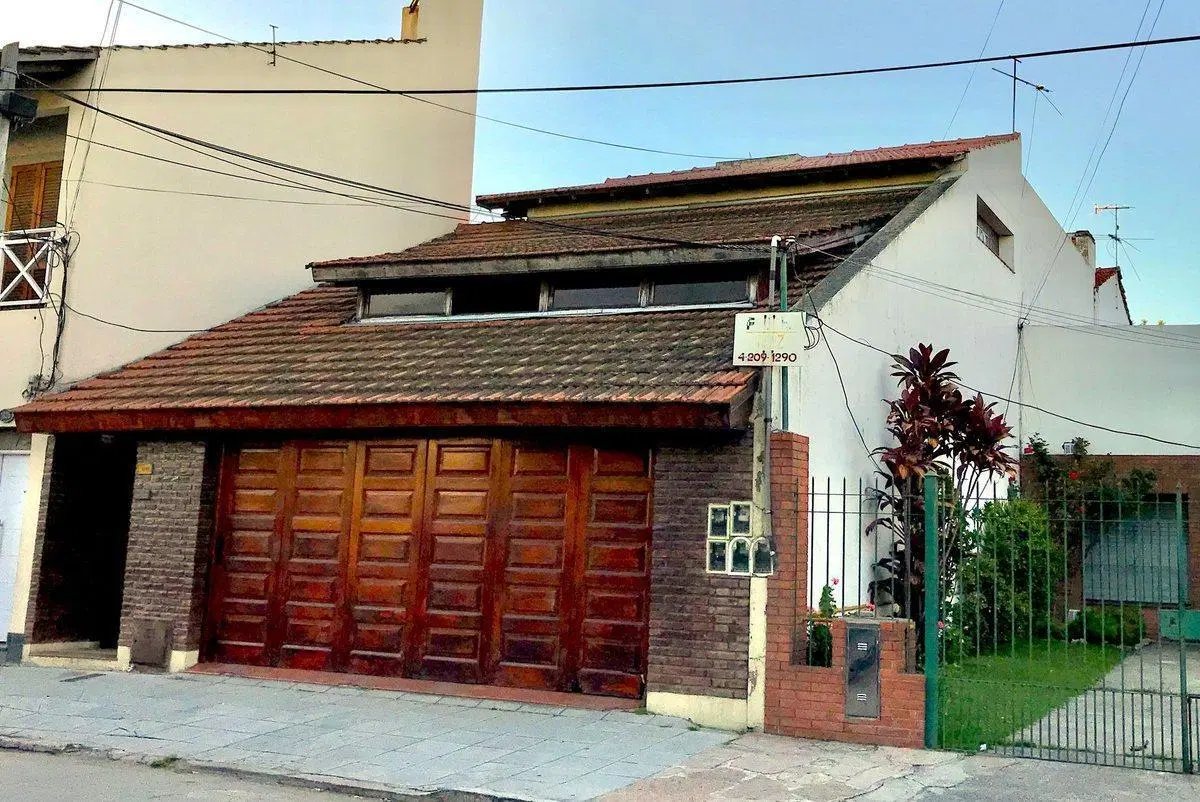 CHALET EN PH ESTILO ESPAÑOL 5 AMB. EN PIÑEYRO 5