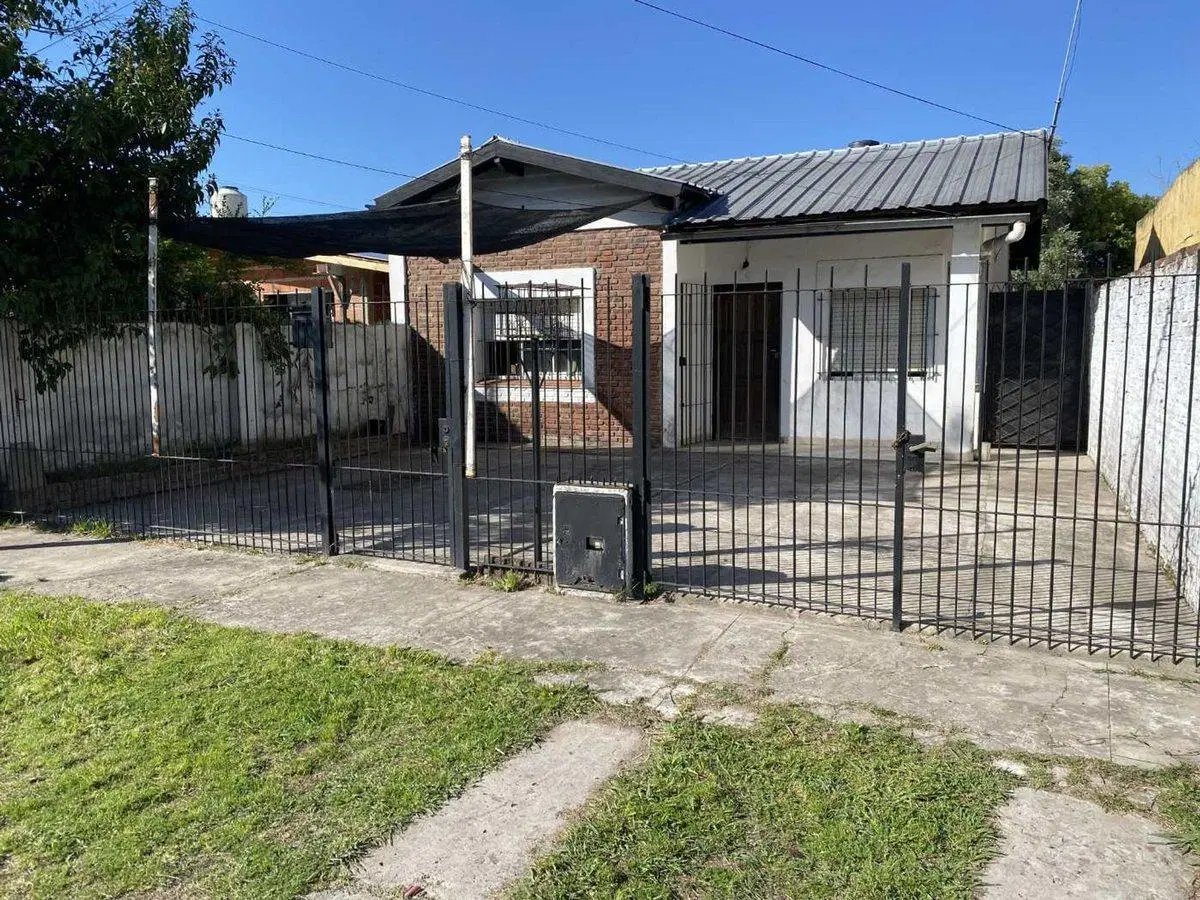 VENTA CASA 3 AMB JOSE C. PAZ A REFACCIONAR OPORT 4