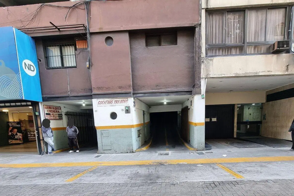 Cochera Fija Cubierta Venta Retiro 3