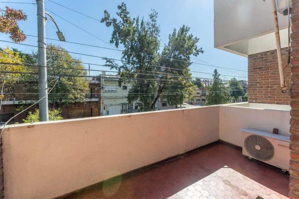 Venta PH 3 amb. con Terraza Propia y Parrilla 2