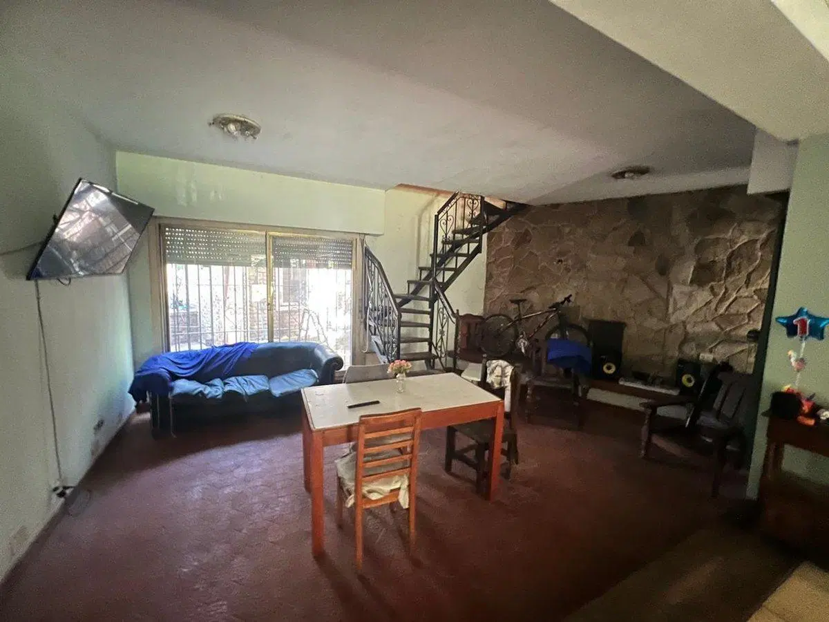 VENTA QUINTA 6 AMB SOBRE LOTE 1940 M2  TORTUGUITAS 5