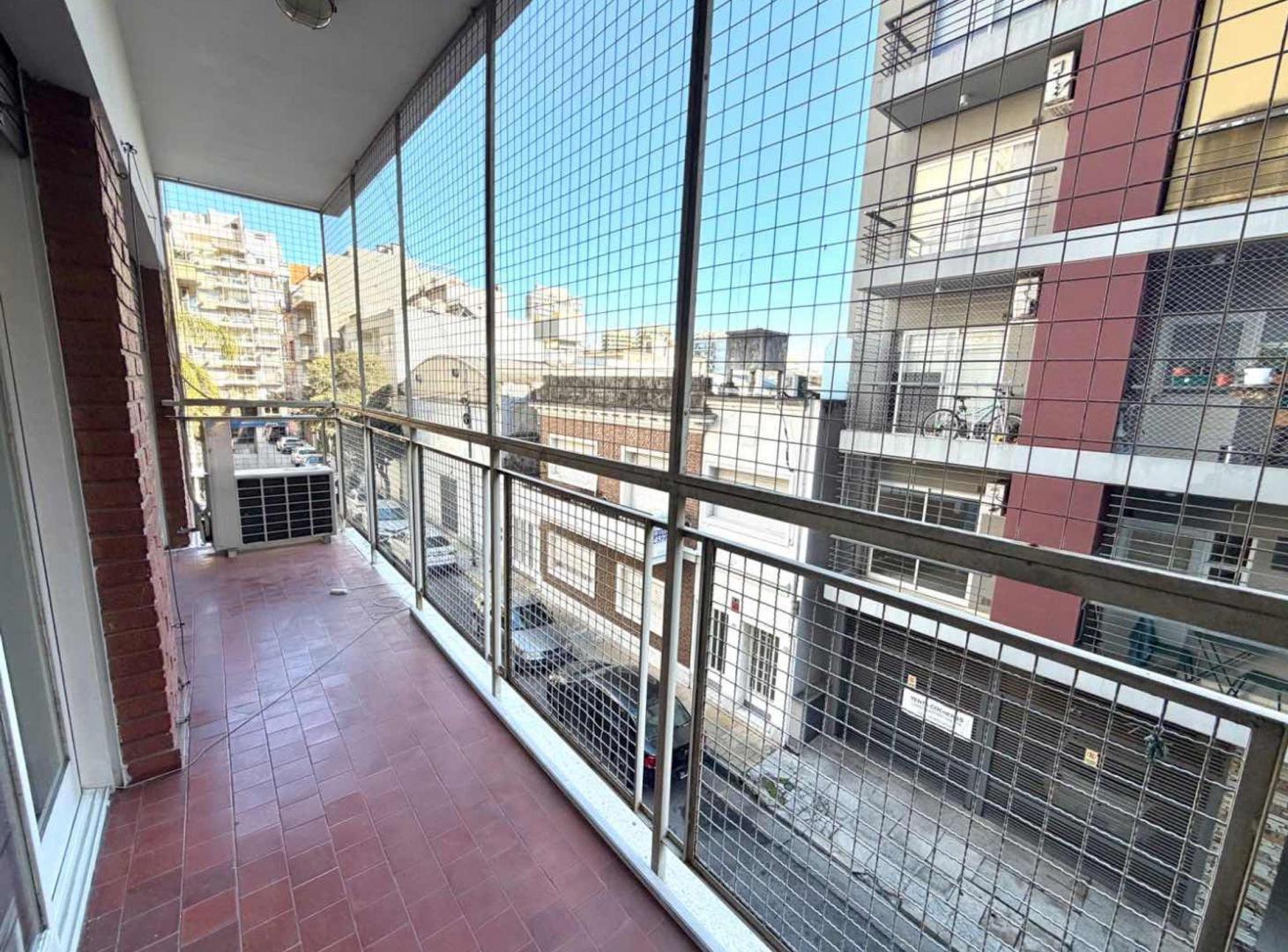 Foto de Departamento 3 ambientes más dependencia V Urquiza, imagen 4