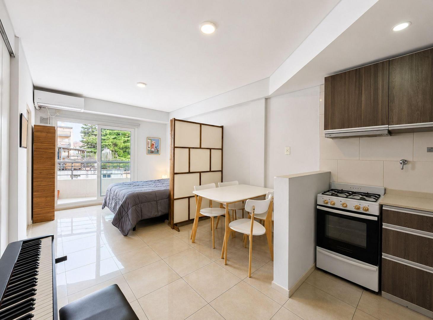 Foto de Venta Monoambiente V Urquiza Muy Luminoso c/Balcón, imagen 3