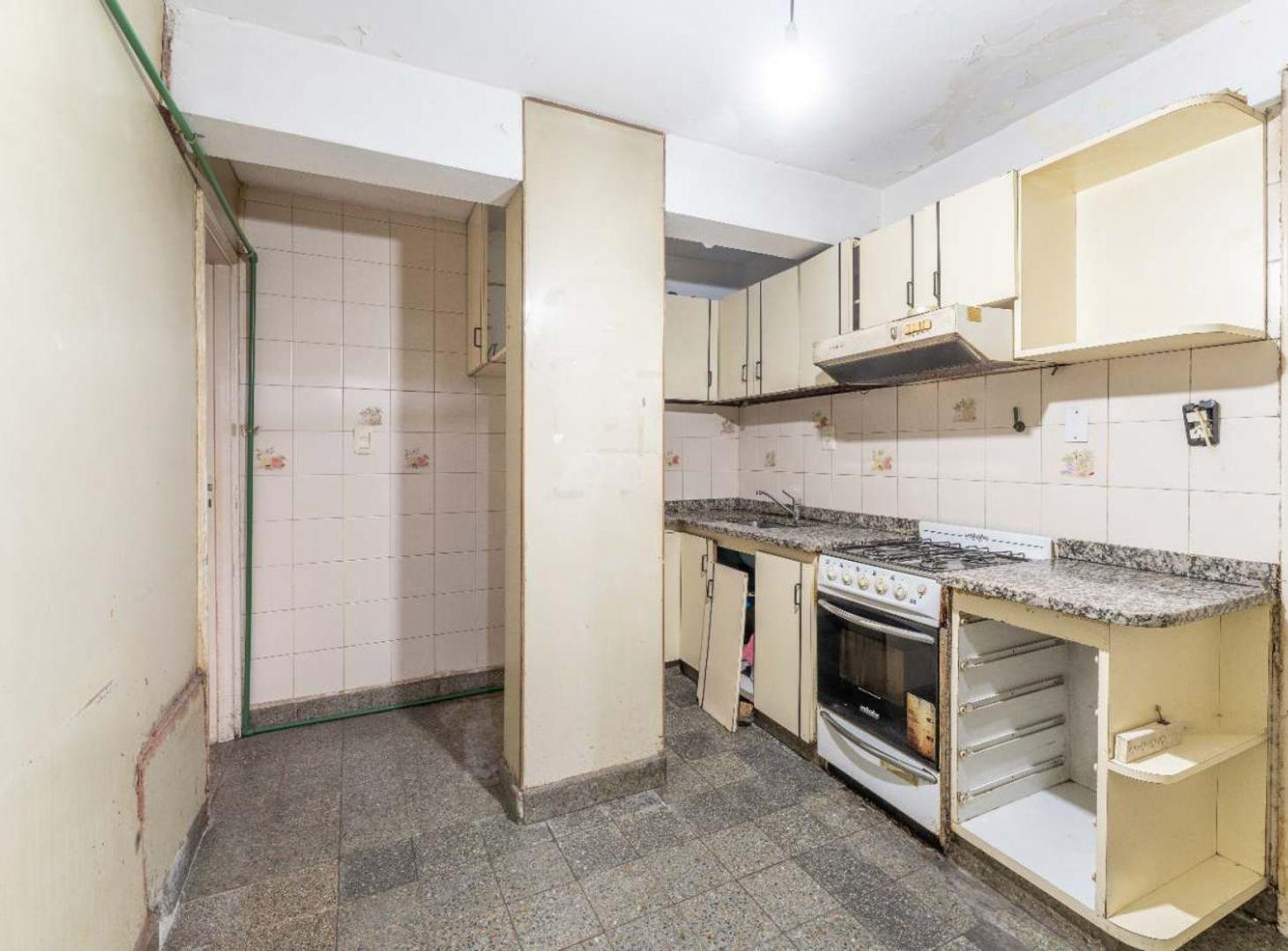 Foto de Venta Departamento de 3 Amb. con Dependencia, imagen 5