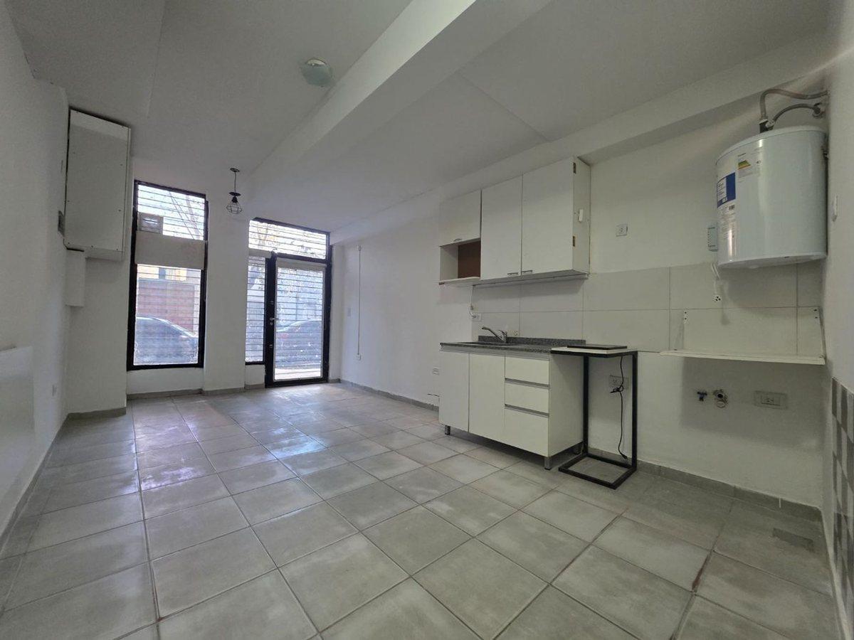 Foto de VENTA. LOCAL COMERCIAL DE 23 M2. PARQUE CHAS, CABA, imagen 4