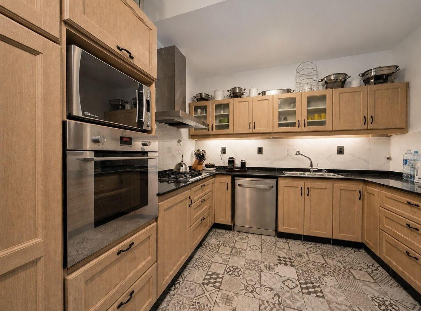 Foto de Venta Casa 5 Amb Barrio Segurola Terraza Cochera, imagen 2