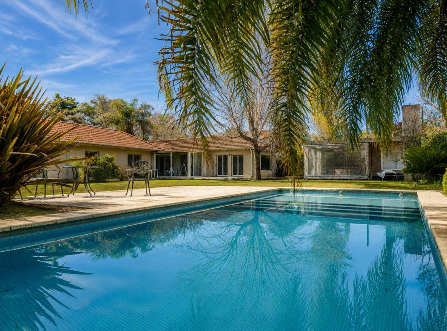 Foto de Casa Venta Club de Campo Aranzazu Pileta Seguridad, imagen 1