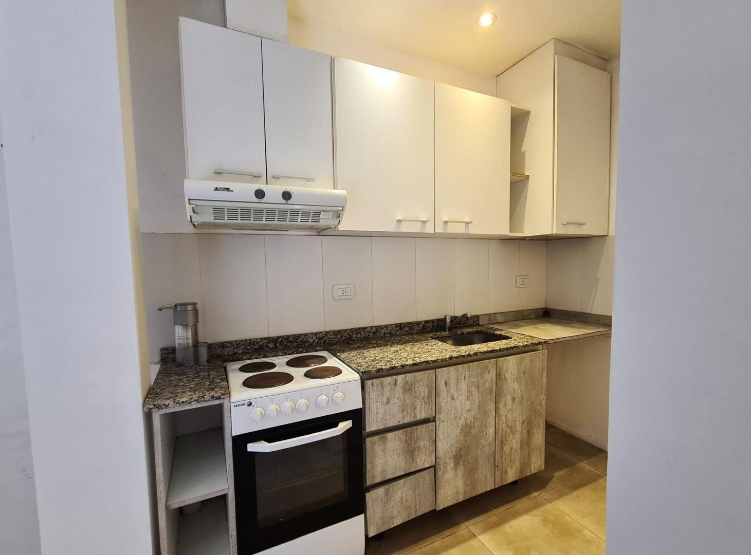 Foto de MODERNO PH 2 AMBIENTES CON PATIO APTO PROFESIONAL, imagen 5