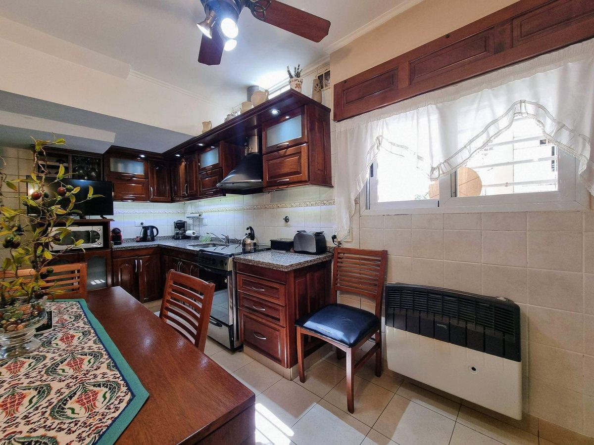 Foto de Casa 5 amb Venta V del Parque Lote Propio Cochera, imagen 5